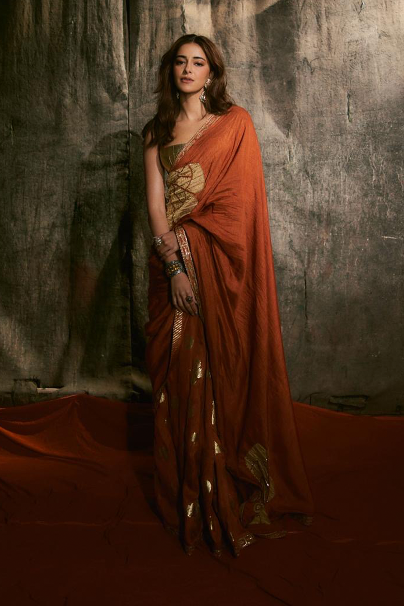 Rust Windrose Crushed Saree