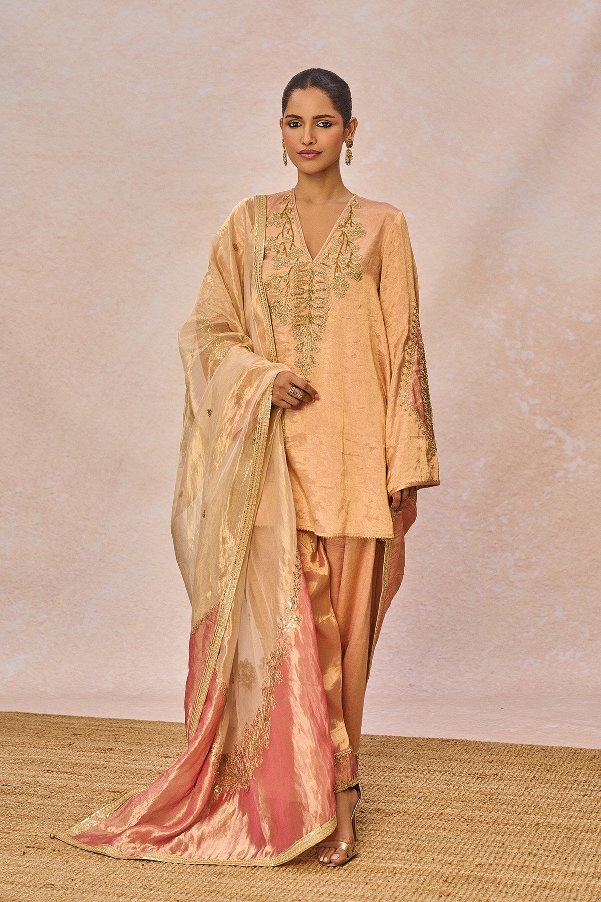 'Patakha' Set