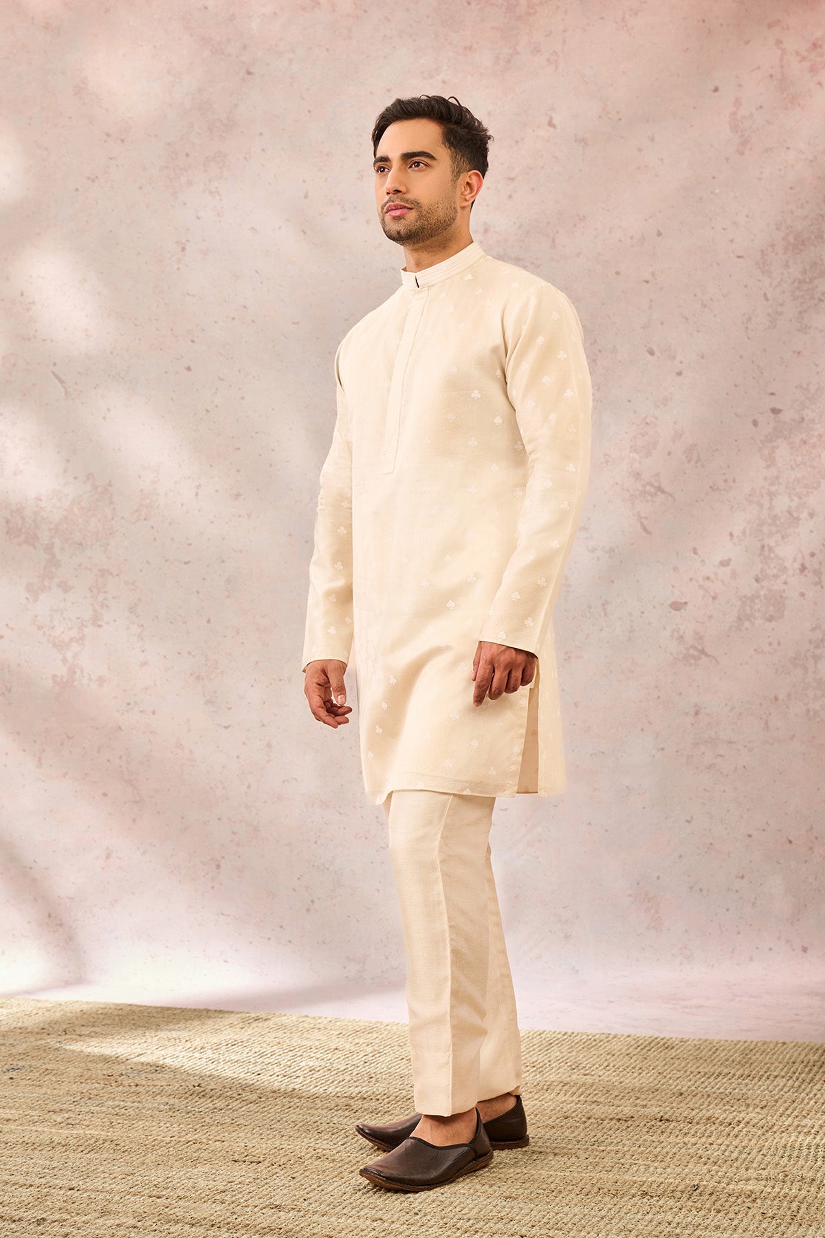Ivory Spade Blossom Kurta Set