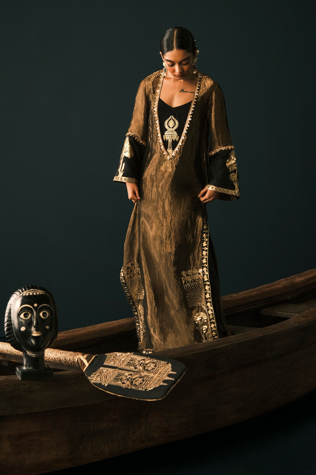 Black Palm Pillar Kaftan