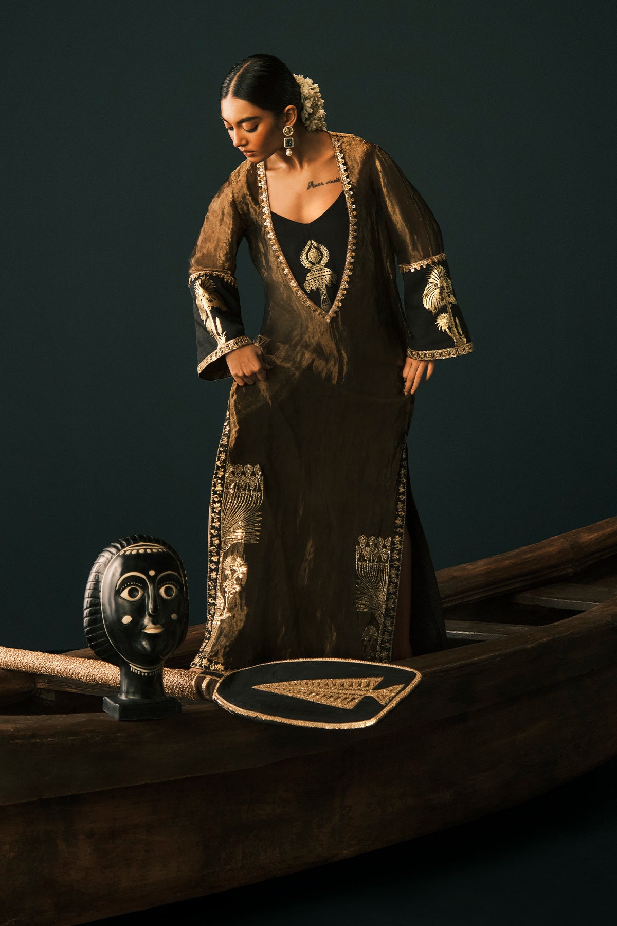 Black Palm Pillar Kaftan