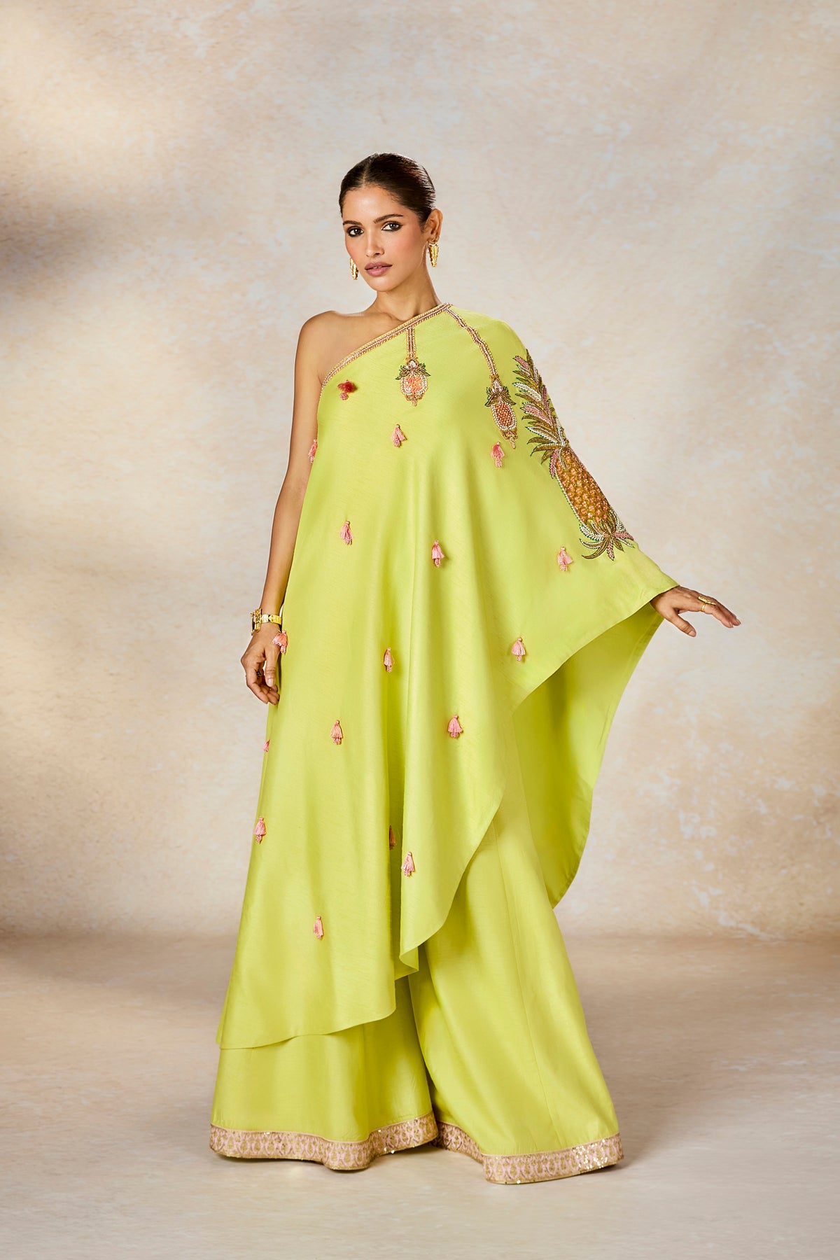 The Pista Khulfi One Shoulder Set
